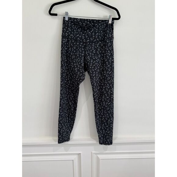 Old Navy Active - Elevate Legging - Go Dry - Medium EUC - Picture 2 of 4